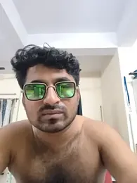 Lickingmaster_Bull420 webcam preview