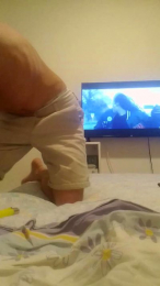 Hugo1387l webcam model stream image