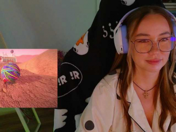 Emili1- webcam model stream image