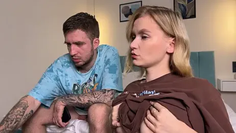 Adelovenick webcam stripchat model stream image