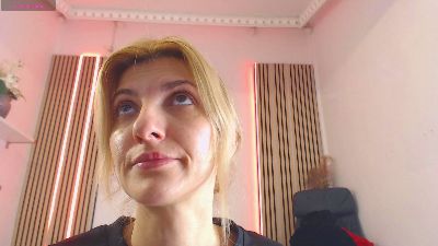 RileyLanna webcam model stream image