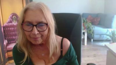Sofia_xLOVE webcam model stream image