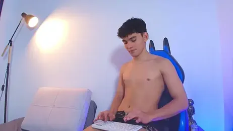 EstebanPerez_ webcam model stream image