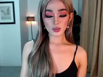 lavandermilk webcam stripchat model stream image