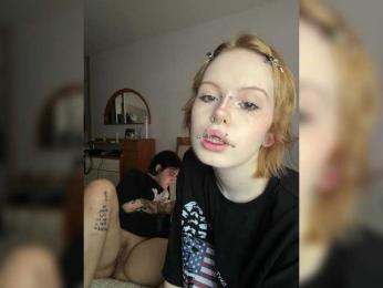 MiaAndAlicee webcam model stream image