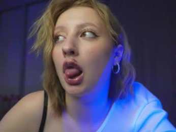 new_purple webcam model stream image