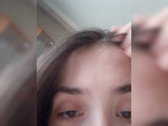 Kissa-is-klassa-a webcam model stream image
