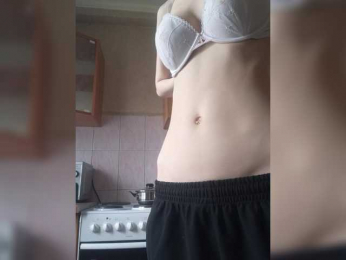 Kissa-is-klassa-a webcam model stream image