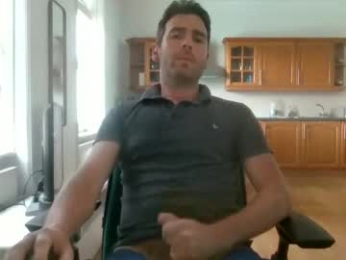 frenchbdmaninlondon webcam model stream image
