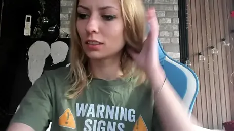 karo123421 webcam model stream image