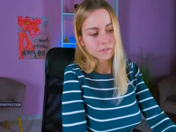 emma_breezee webcam model stream image