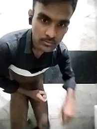 akhil12_q webcam model stream image