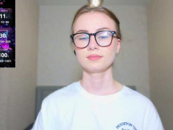 AminaLuxuryyy webcam model stream image
