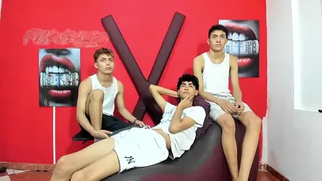 AVENGER_BOYS2026 webcam model stream image