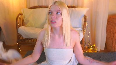 RosalindFinken webcam cam4 model stream image