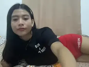 yumi_yum webcam model stream image