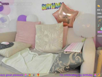 SallyeLeins webcam model stream image
