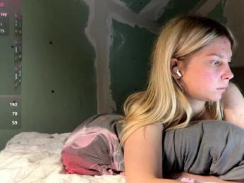 Emilisrose webcam preview