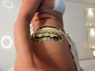 alaia-browns webcam model stream image