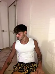 magic_peterr webcam model stream image