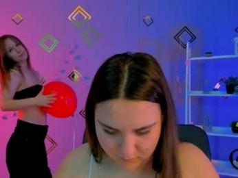 dina_bloom webcam chaturbate model stream image