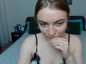 LinkaMalinka webcam model stream image