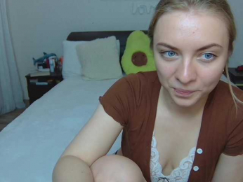 LinkaMalinka webcam bongacams model stream image