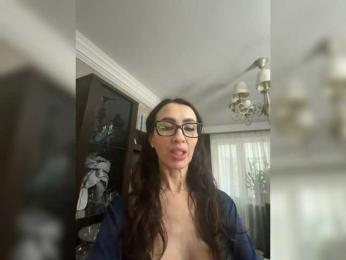 Liza-777 webcam model stream image