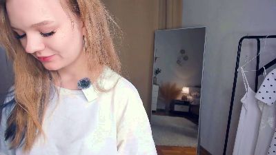 LauraZeuner webcam model stream image