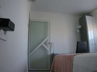voyeurcam-charmhellen-kitchen webcam model stream image