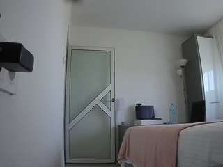 voyeurcam-charmhellen-kitchen webcam model stream image