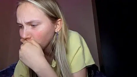 KarinRobertson webcam model stream image