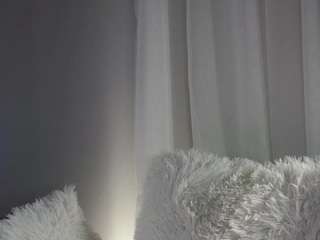 maycrute webcam model stream image