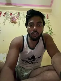 Top_Reyanshh webcam model stream image