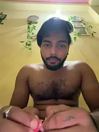 Top_Reyanshh webcam model stream image