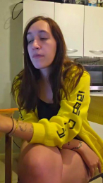 Ecolieresexy09 webcam model stream image