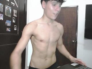 Leonx Diaz webcam model stream image