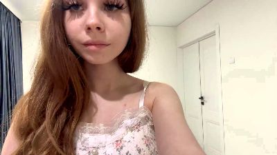 Lil_PUSS_XOO webcam model stream image