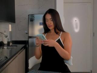 Alicee Becker webcam model stream image