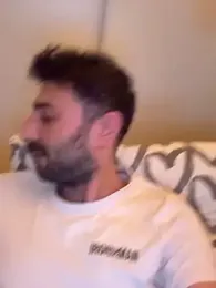 Aliiiix webcam model stream image