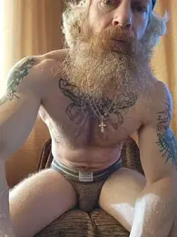 Gingerbeard40 webcam model stream image