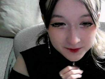 Lilfain-baby webcam bongacams model stream image
