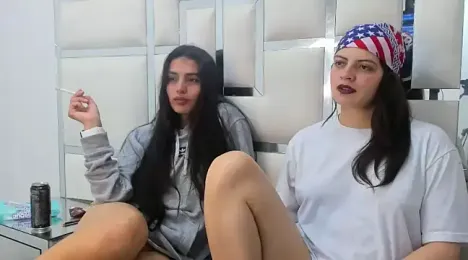 NickyAndClhoe webcam model stream image