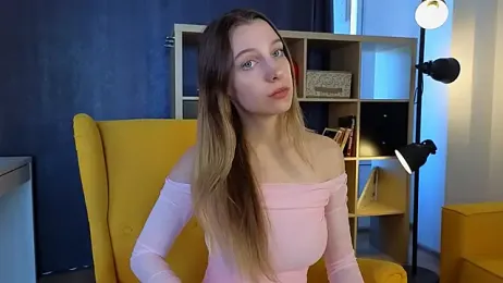 MaeCurson webcam stripchat model stream image