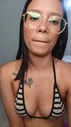 Charming_cute webcam cam4 model stream image