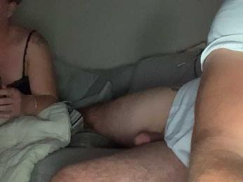 Youngstud37 webcam model stream image
