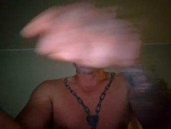 Youngstud37 webcam model stream image