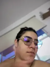 Lia_flowers webcam model stream image