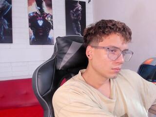Matthew Fiire webcam model stream image