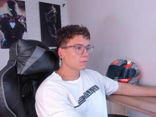 Matthew Fiire webcam model stream image